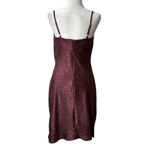 Cuidado con el Perro Spaghetti Straps Dress Burgundy Sexy Bodycon M - Picture 2 of 10